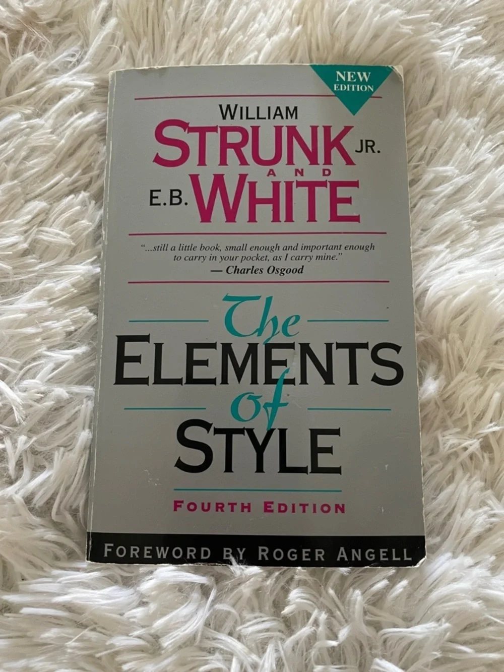 The Elements of Style (4th Edition) Paperback William Strunk Jr. E.B. White